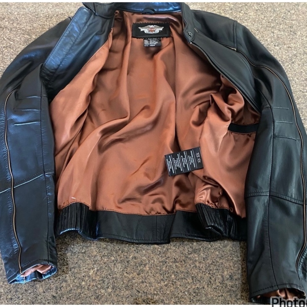 Jacket - Picture 3 of 4